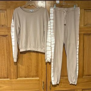 Fashion Nova Tie To Dye Lounge Jogger Set in Taupe